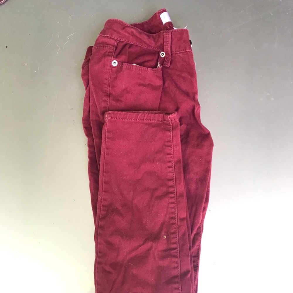 Burgundy/maroon skinny jeans